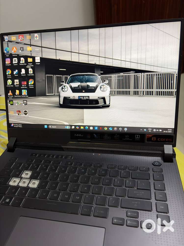 ASUS ROG STRIX GAMING LAPTOP