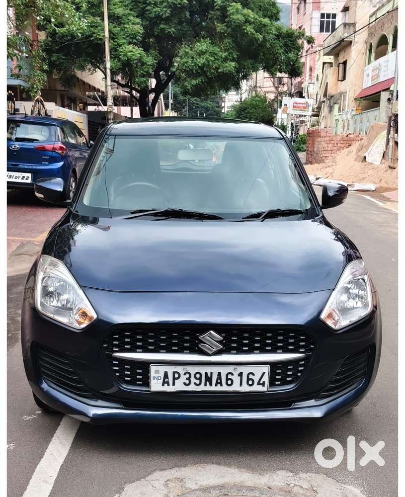 Maruti Suzuki Swift VXi + Manual, 2022, Petrol