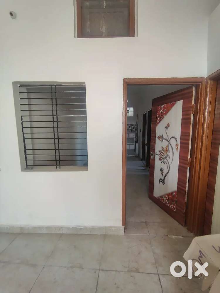 Rent for girls behind Delhi IAS academy