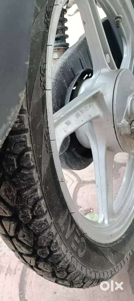 Hero Honda HF Deluxe first onour