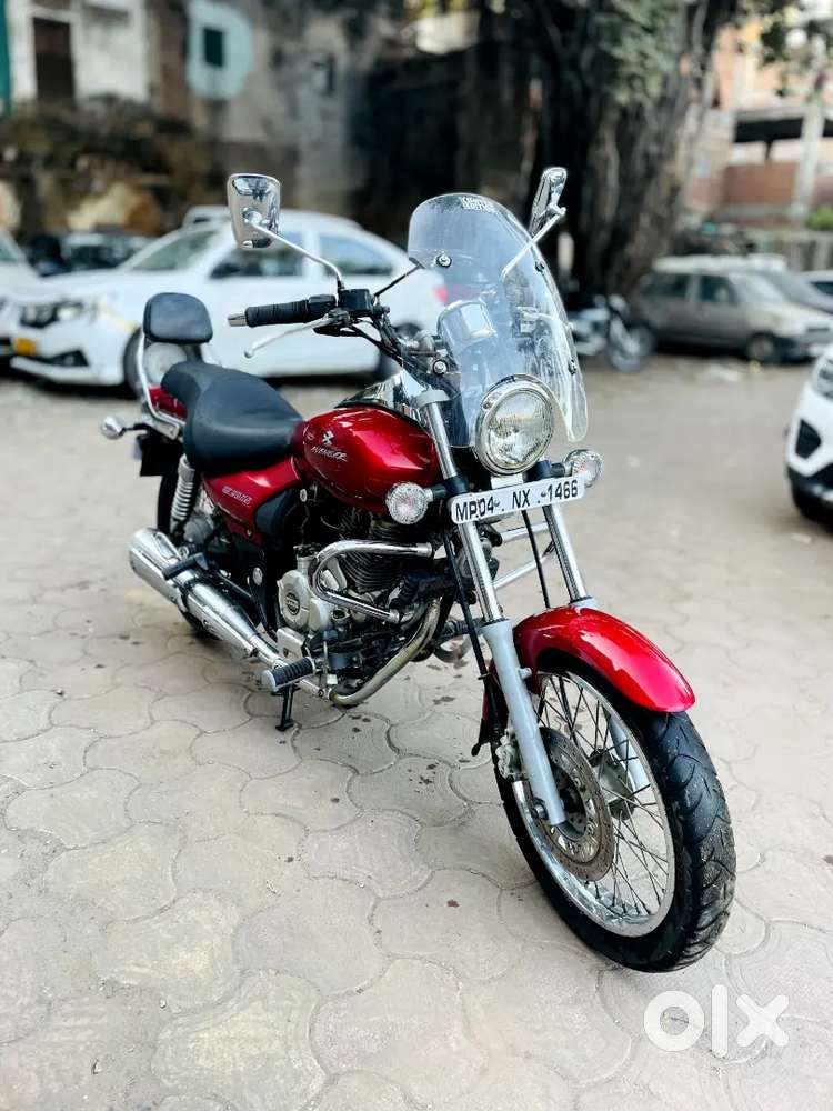 BAJAJ AVENGER 220cc (21000)km