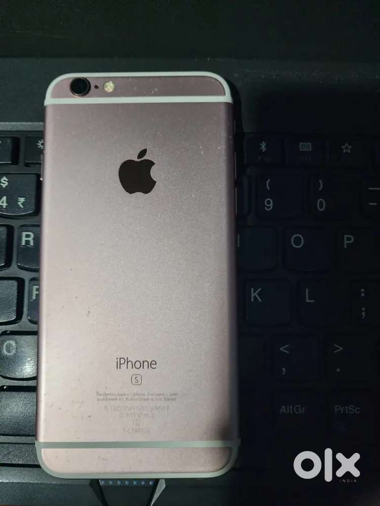 iPhone 6s in immaculate condition 64 gb.