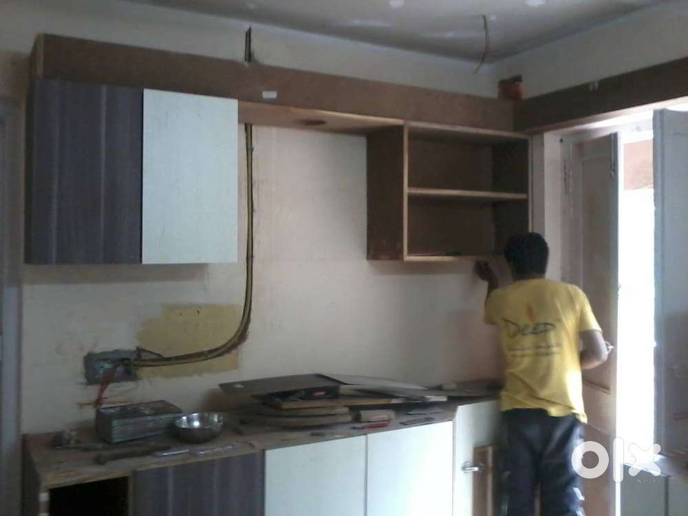 CONSTRUCTION AND INTERIOR DESGINER