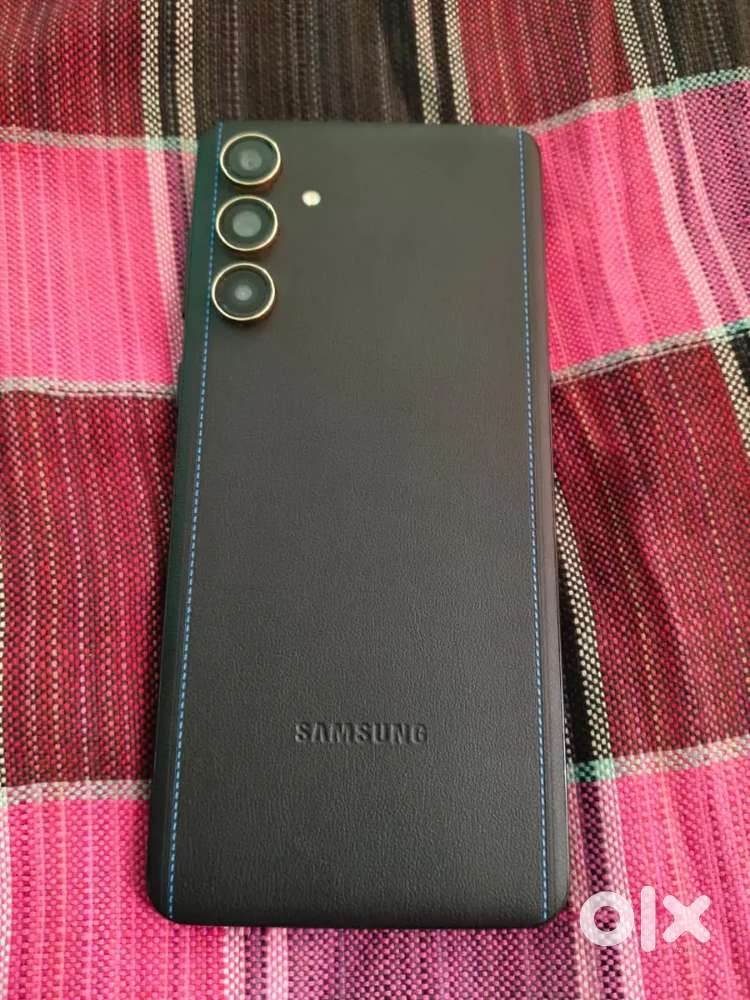Samsung F55 5g 5 month old only