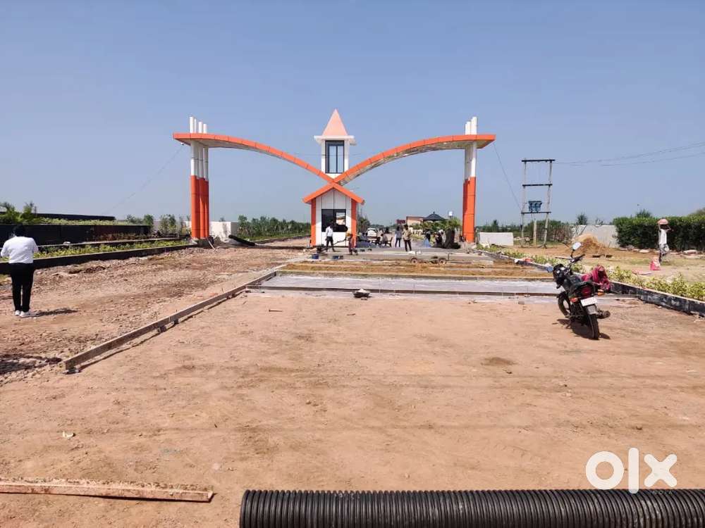 gated society plot in Vrindavan nari semri nh 2 highway