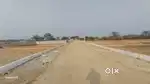 Lucknow me kanpur raod banthra Market me dakhil kharij plots