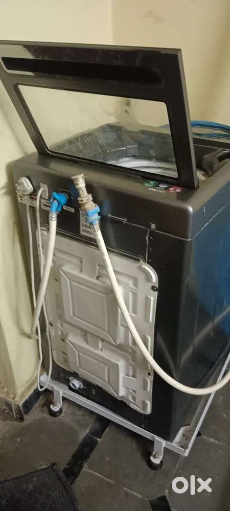 Whirlpool front load 7 kgs full automatic