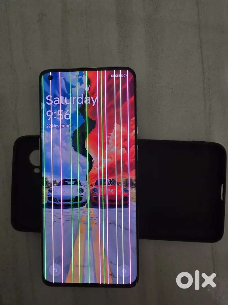 One plus 9 pro 12gb ram 256gb memory line issue after the update