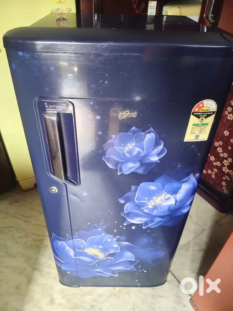 Used second hand fridge available good condition