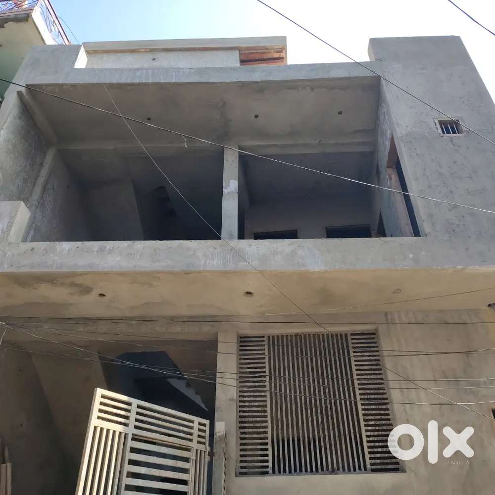 Godown / Warehouse available for rent in Navyug Market Ghaziabad