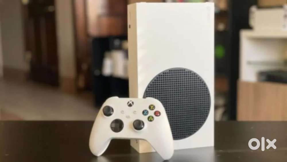 Xbox s 512 gb + xbox game pass ultimate 1 month
