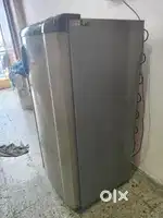 Whirlpool Refrigerator 180L