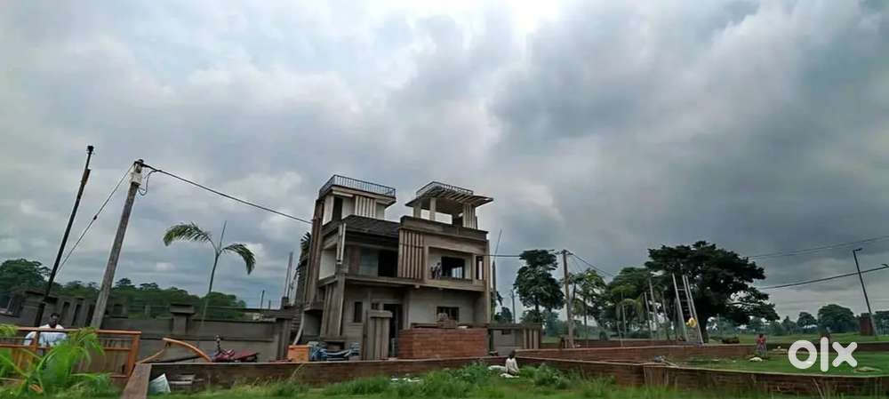 Plot at prime Location