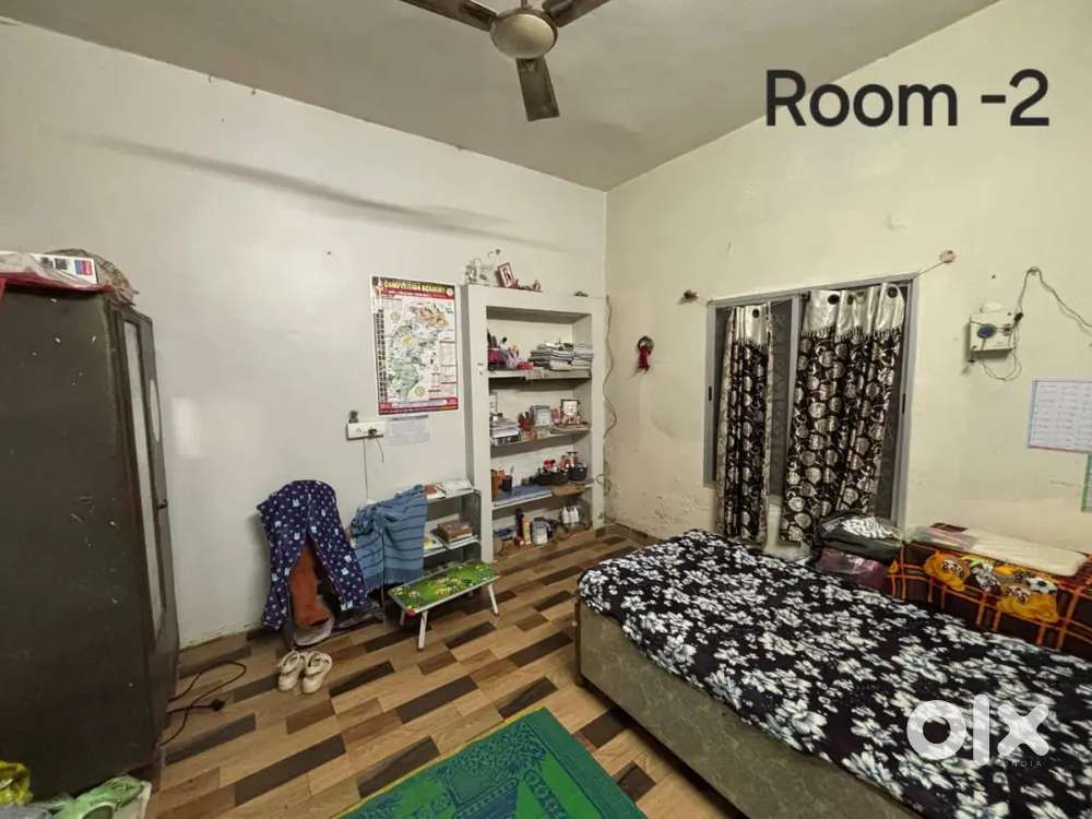 Independent house only for girls