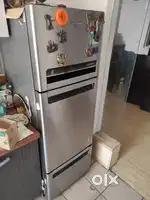 240L Whirlpool refrigerator