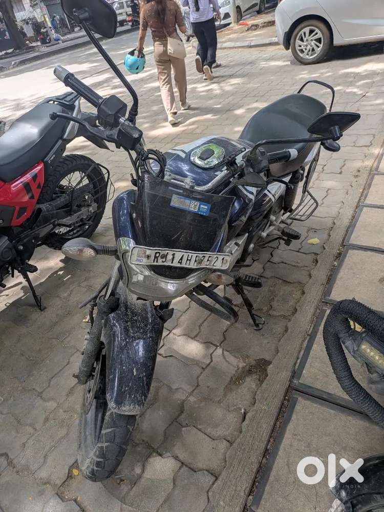 Bajaj V15 Rs 35,000 (Negotiable) 150cc