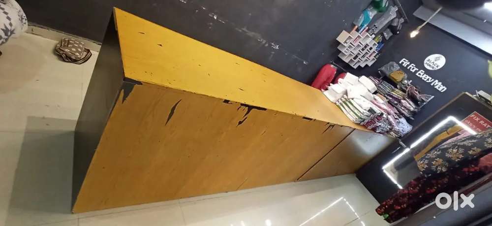 Counter table and changing room