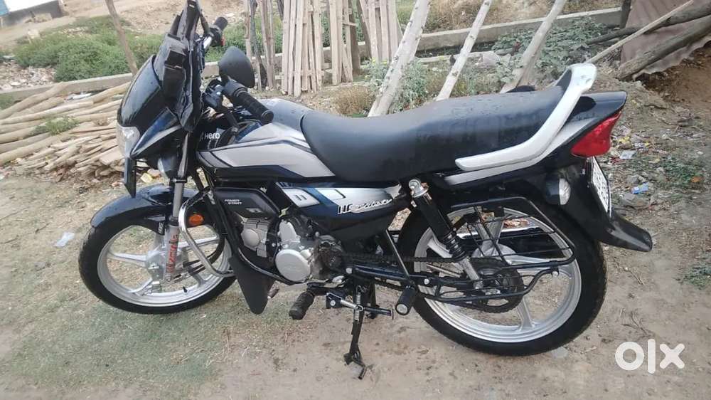 HDFdeluxe 2023 model avon condition m