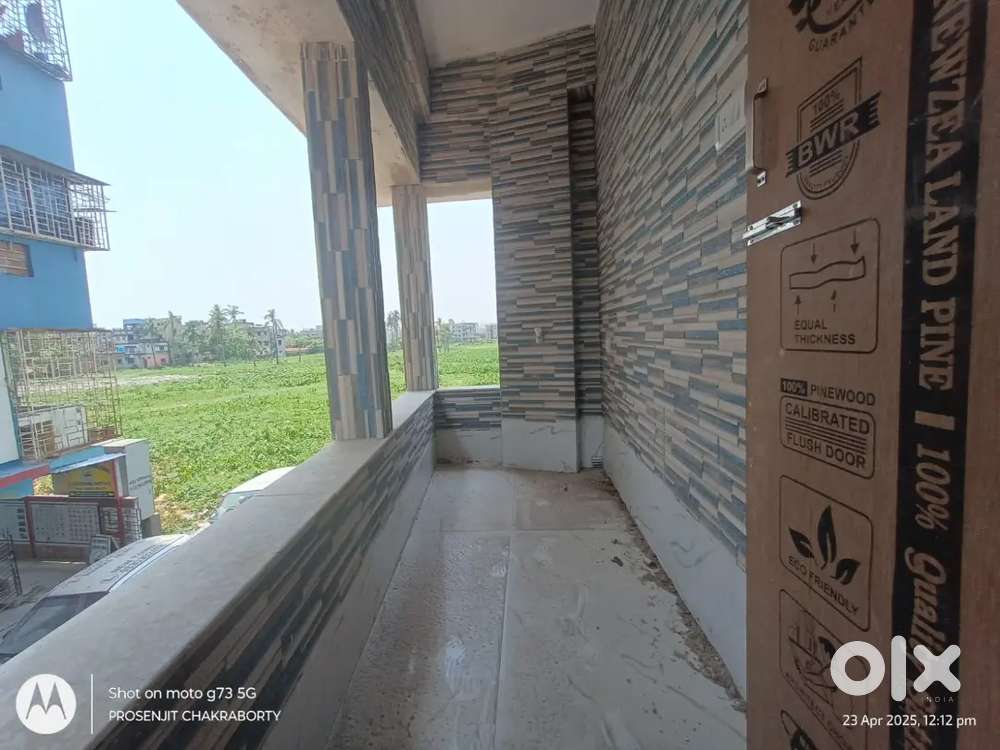 A beautiful 2 BHK ready to move flat in Agarpara