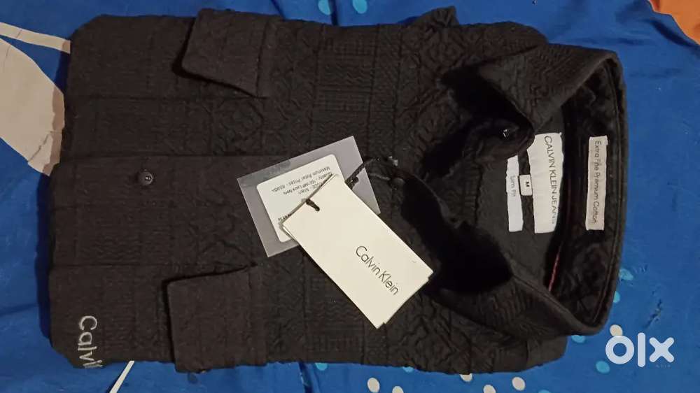 New shirt men M size