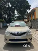 Toyota Innova 2.5 VX 8 STR, 2012, Diesel