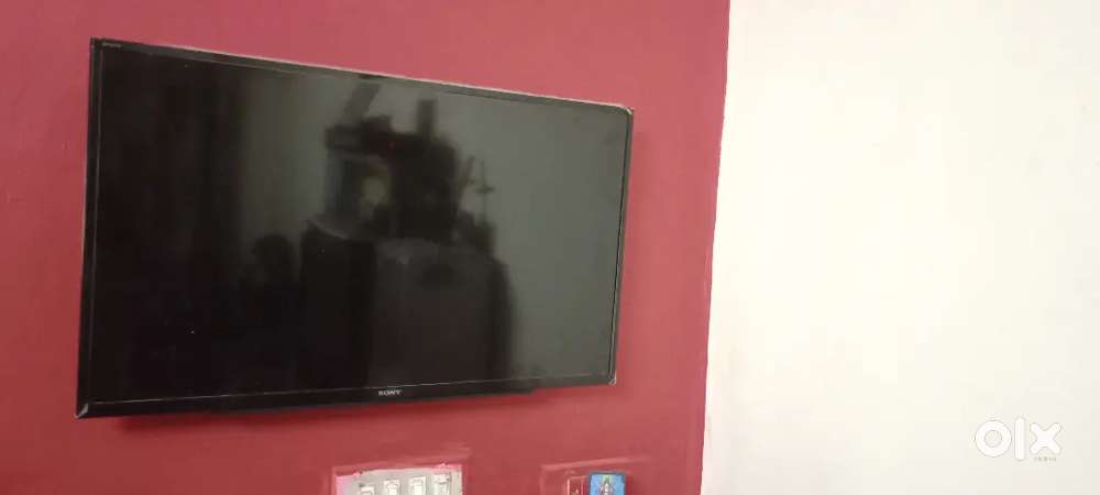 40inches Sony tv for sale Back light repairing