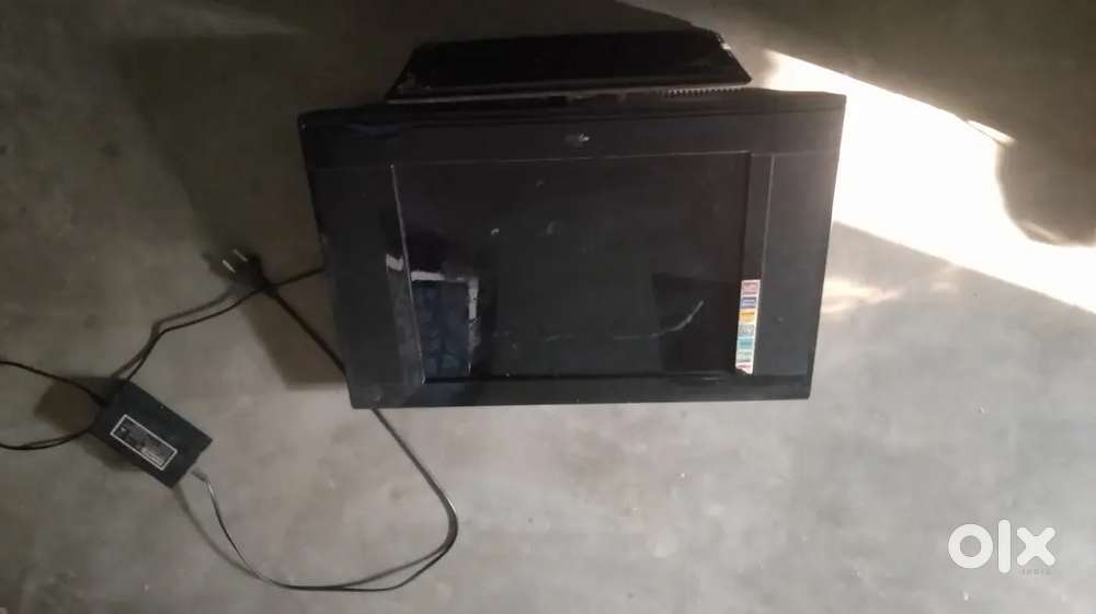 taxla tv      24 inch