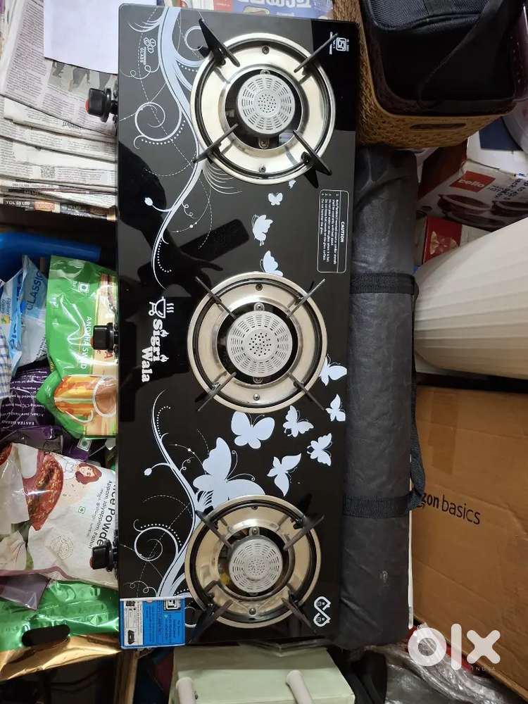 Three burner Gas stove 3 months old