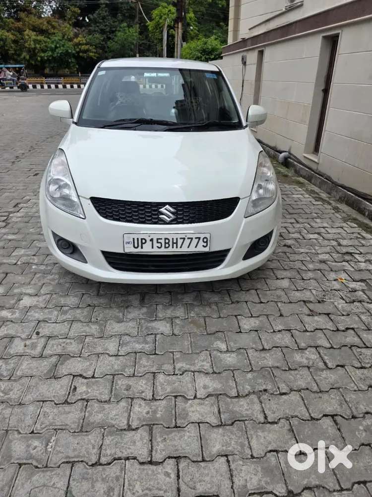 Maruti Suzuki Swift 2013 November..good condition.. smoth engine..