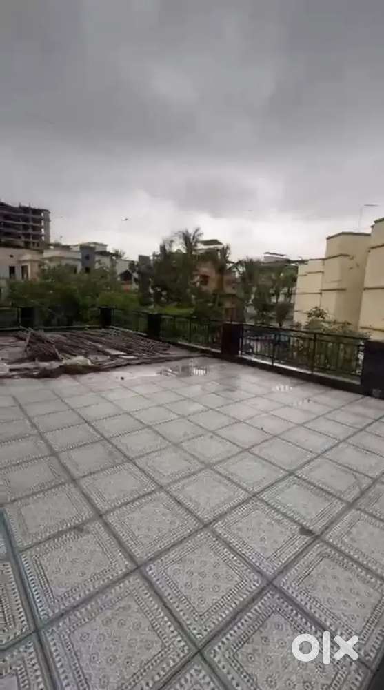 1BHK + 1100 SQFT HUGE TERRACE WITH OC NEW BUILDING RTMI NEAR HIGHWAY