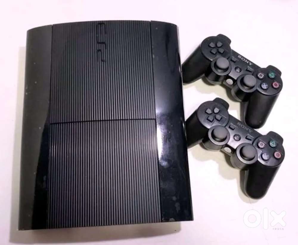PlayStation3 with 60+ Games 2 Controller