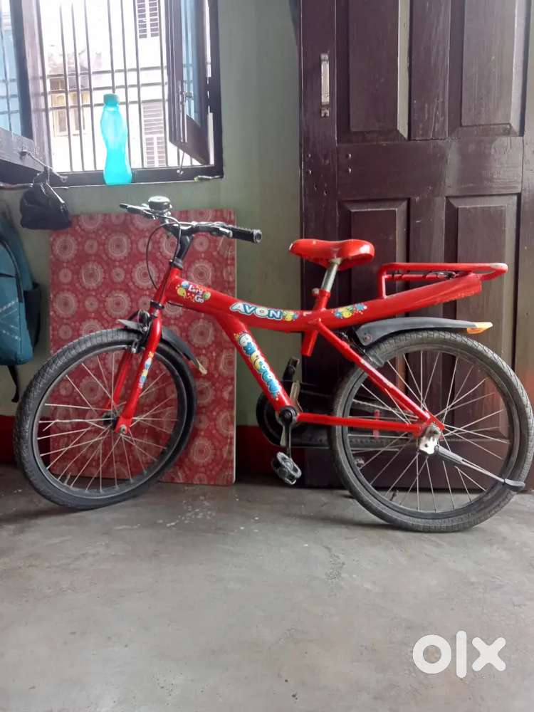 Streethawak kids bicycle in red