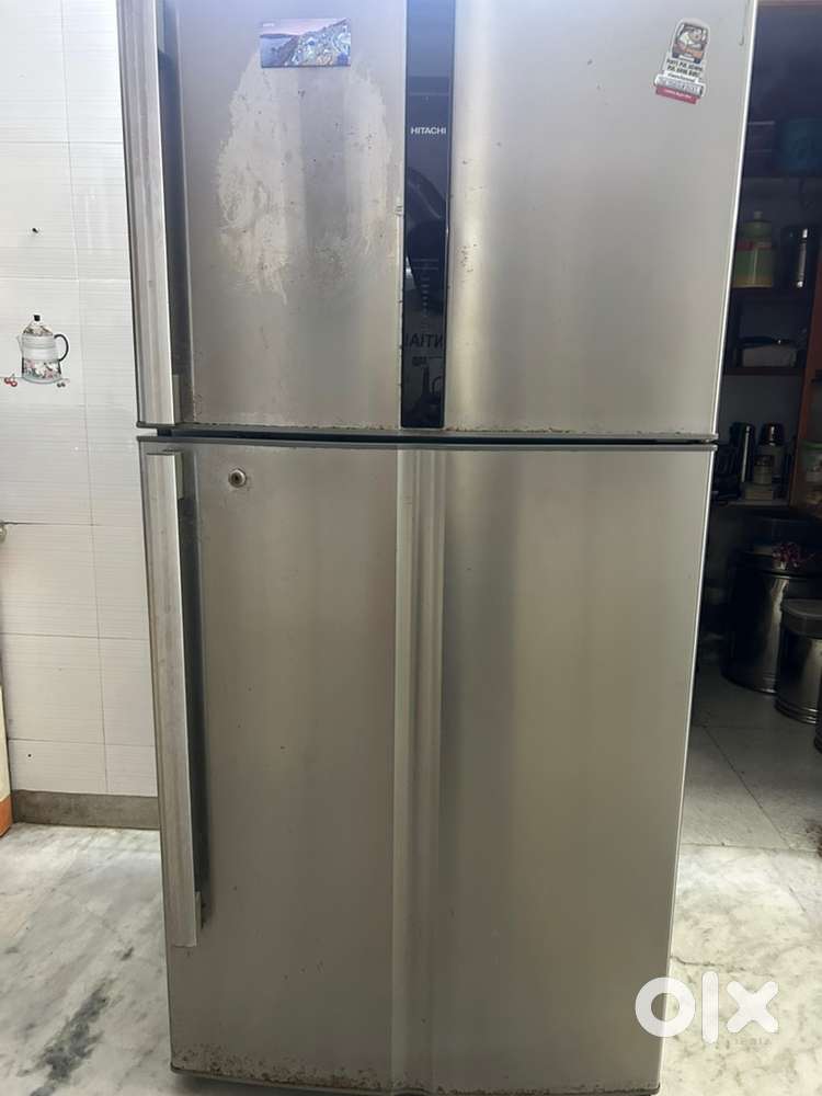 Fridge double door hitachi refreigator