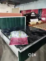 King size queen size beds Available in starf dream furniture
