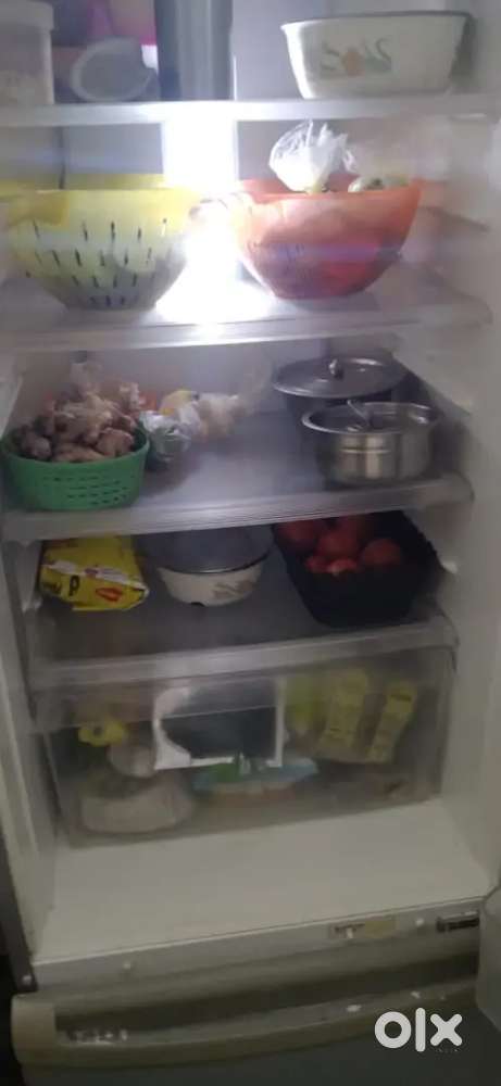 266 Ltr Fridge for sell