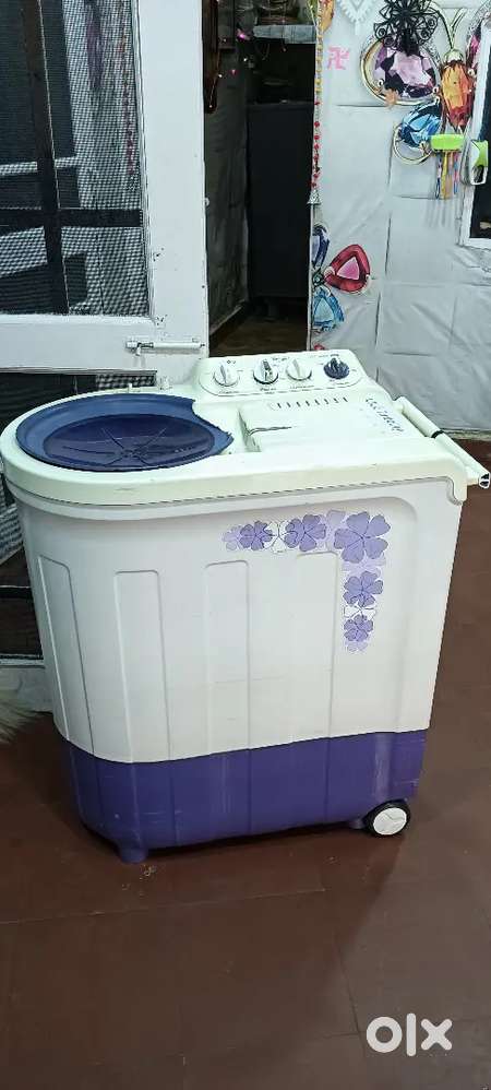 Whirlpool 7.0 kg washing machine good working