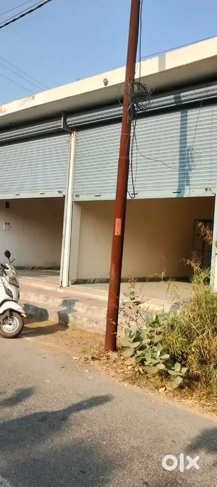 12X24 big shop for rent near CNG pump