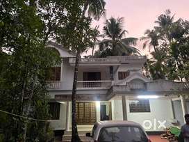 60 Cent plot with 2 houses for sale