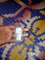 I want to sell the casio original watch rs 4000