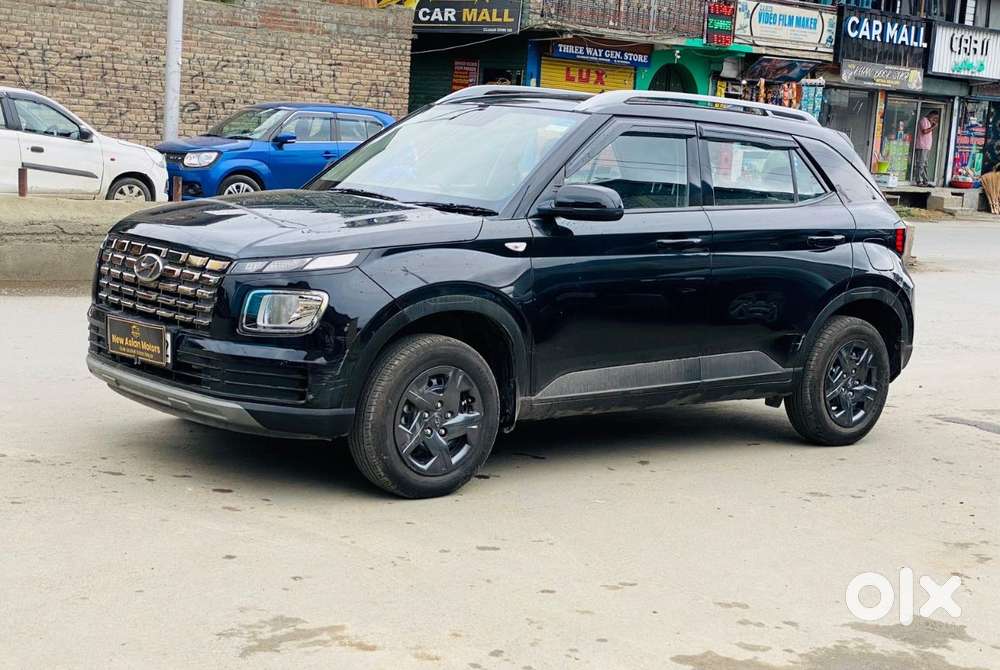 Hyundai Venue S 1.2 Petrol, 2023, Petrol