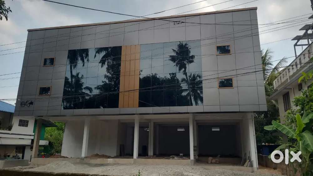 Aluva kombara bus route frontage 10cent apartment for sale