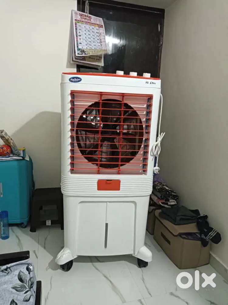 Cooler for sale used only 2 months