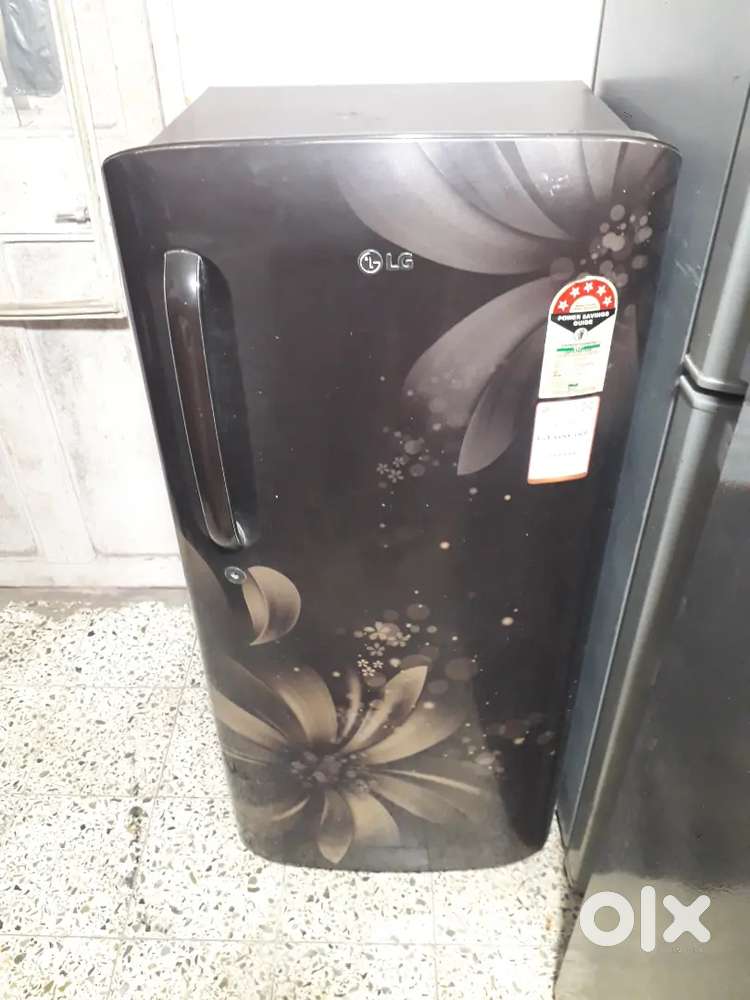 LG 190 LITER FRIDGE BEST CONDITION WITH DELIVERY