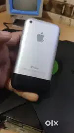 Original Apple iPhone 2g first generation mint condition retro rare