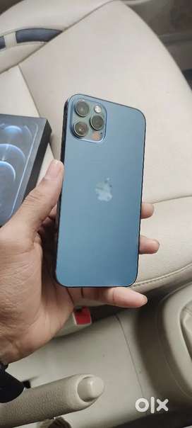 iPhone 12 pro 128 gb 87 battery health new condition