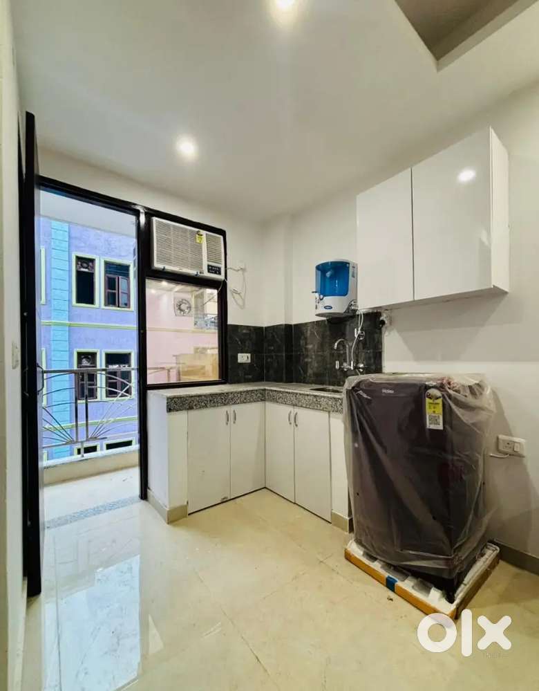 1RK Rooms Available in S & U Block, DLF Phase 3, Gurgaon