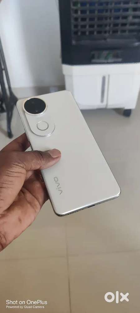 Vivo v50e new no use box pack 23500
