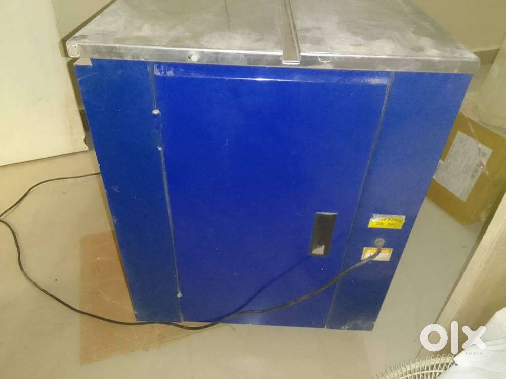 SEMI-AUTOMATIC STAPPING MACHINE