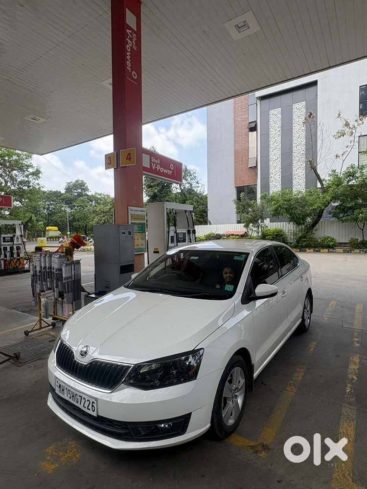 MH 15 Skoda Rapid LOW BALLERS STAY AWAY Private Car No dealer