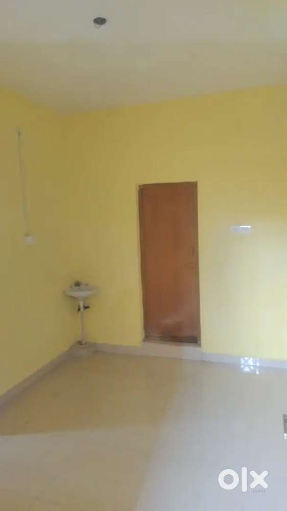 1BHK 2NDFLOR HOUSE RENT9000 AT AYANAVARAM SOLAIAMMAN KOIL CROSS STREET